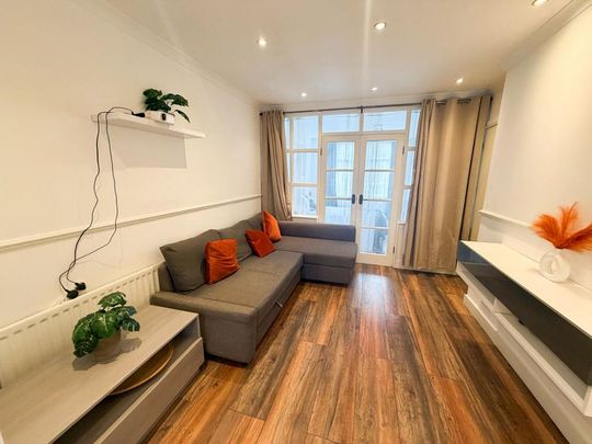 1 bedroom ground floor flat to rent - Photo 1