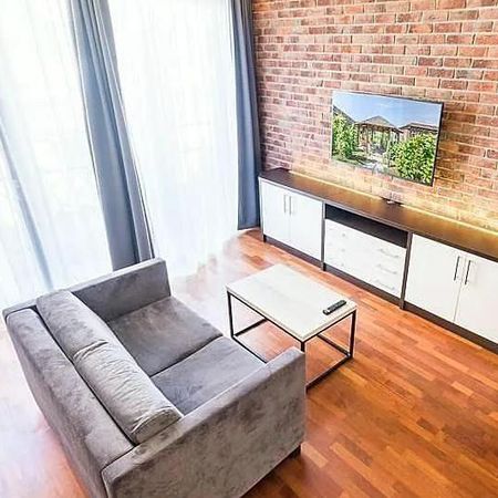 Pronájem bytu 2+kk 45 m2 - Fotografie 4