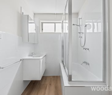 Thornbury Living! - Photo 2