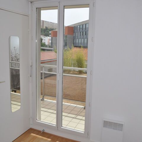 Résidence La Terrasse des Facs 42 avenue Léon Blum, 63000, Clermont-Ferrand - Photo 1