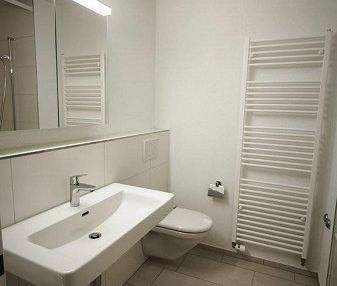 Helle neu sanierte Wohnung mit Seesicht und Seeplatz zur Mitbenutzung - Photo 6