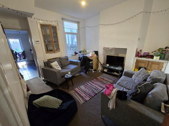 4 bedroom house to rent - Photo 1