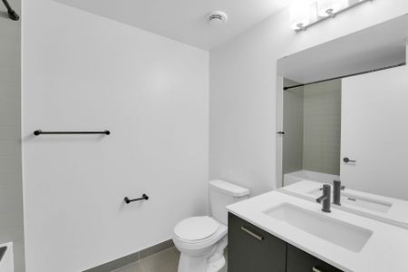 For Lease - 2300 St Clair Avenue Unit# 811, Toronto, Ontario - Photo 5