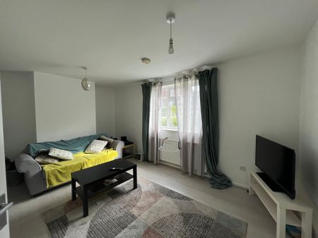 20 Goldswong Terrace, NG3 4HB, NOTTINGHAM - Photo 5