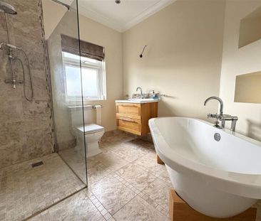 3 bedroom property to rent - Photo 3