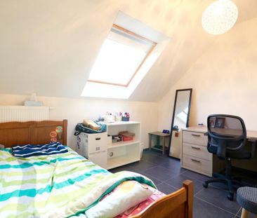 Prachtig appartement met 3 slpk, terras en carport voor 945 EUR/mnd - Photo 4