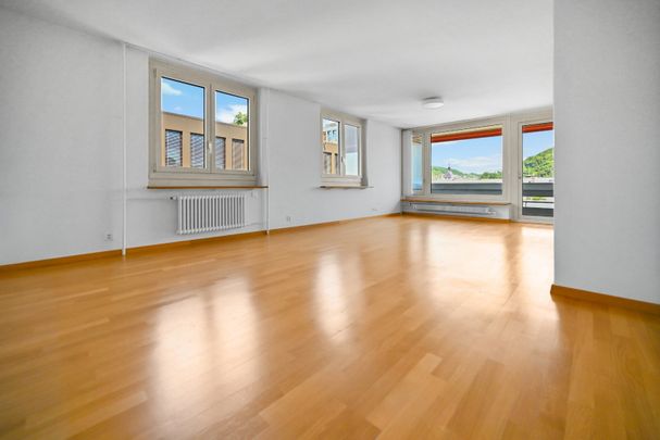 3.5 Zimmer, 92 m², 5. Stock - Photo 1