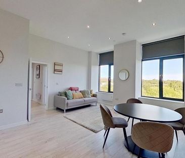 2 bedroom flat to rent - Photo 3