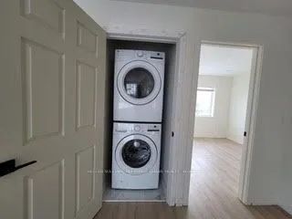 84 Foch Avenue #2 - Photo 4