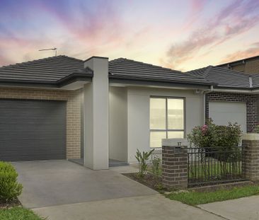 57 William Hart Crescent, Penrith - Photo 6