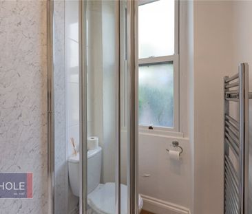 Clifton Park Road, - Photo 3