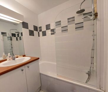 Location Appartement 2 pièces 52m² - Photo 3