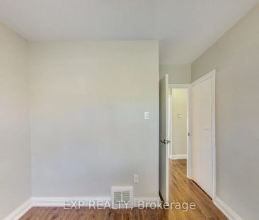 Property For Lease | W8120482 - Photo 6