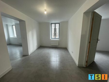 Location Appartement 2 pièces 47m² MONTREJEAU 31210 - Photo 2