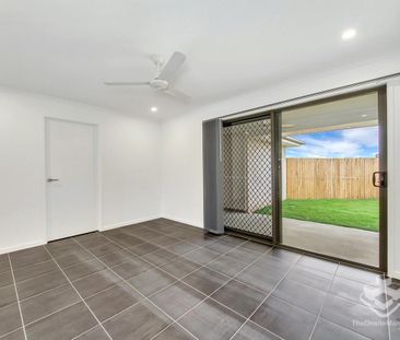 Stylish & Spacious Duplex with Huge Private Backyard - Photo 6