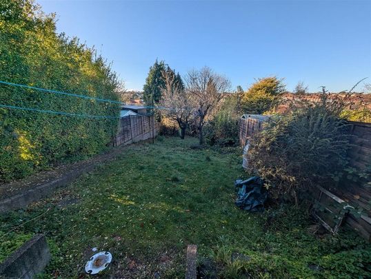 3 bedroom terraced house to rent - Photo 1