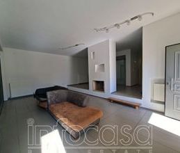 Μονοκατοικία για ενοικίαση - Σαρωνίδα - Photo 1
