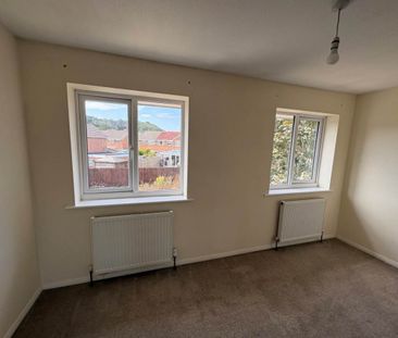 Worle, Weston-super-Mare, North Somerset - Photo 5