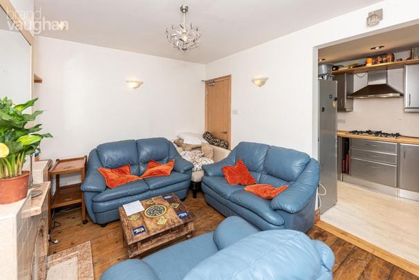 6 bedroom semi-detached house to rent - Photo 1