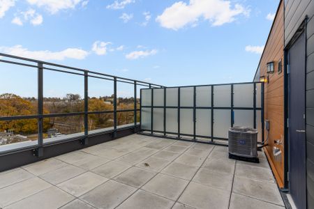 For Lease - 65 Curlew Drive Unit# 200, Toronto, Ontario - Photo 4