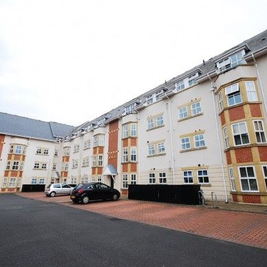 2 Bed - Sovereign Court, Jesmond - Photo 1