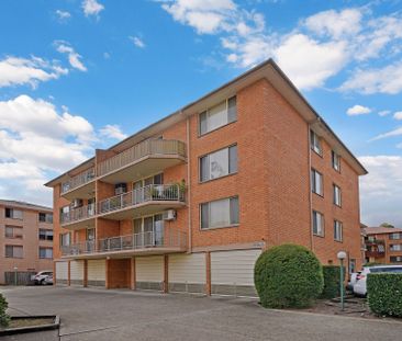 Neat & Tidy Unit with Access to Pool & Tennis Court - Photo 3