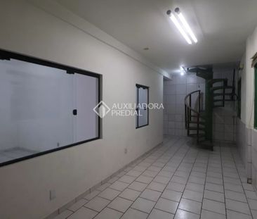 Casa com 3 quartos e 350m² para alugar em Harmonia, Canoas. - Foto 4