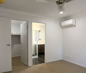 BEAUTIFUL 4 BEDROOM FAMILY HOME - Photo 2