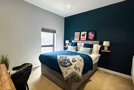 1 bedroom in a house share to rent - Photo 2