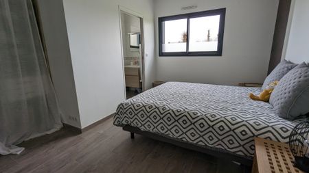 Location Maison 5 pièces 138m² PLELAN LE GRAND 35380 - Photo 4