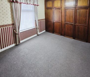 3 bedroom terraced house to rent - Photo 6