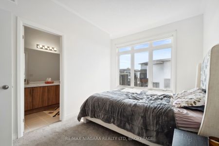 For Lease - 2 Sidney Rose Common, St. Catharines, Ontario - Photo 2