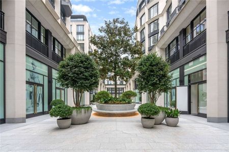 A beautifully designed studio apartment situated in one of the most sought after developments in London - Photo 3