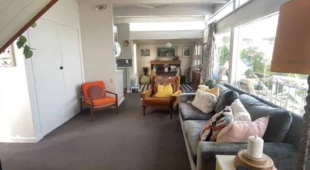 Burma Road Abode - Photo 3