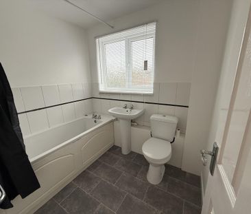 1 bedroom terraced house to rent - Photo 5