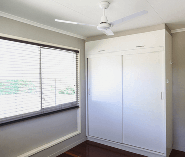 BEAUTIFUL 3 BEDROOM RENOVATED FAMILY HOME IN CUL-DE-SAC! WITH MODER... - Photo 1