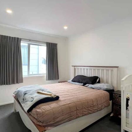 4 Bedroom Family Home in Flagstaff - Photo 3