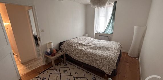 Location Maison 3 pièces 72m² BREHAL 50290 - Photo 2