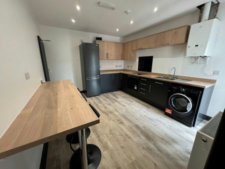 Flat to rent on - Photo 5