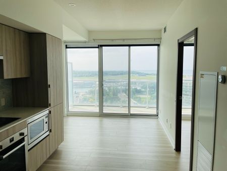 For Lease - 17 Bathurst Street Unit# 2116, Toronto, Ontario - Photo 5