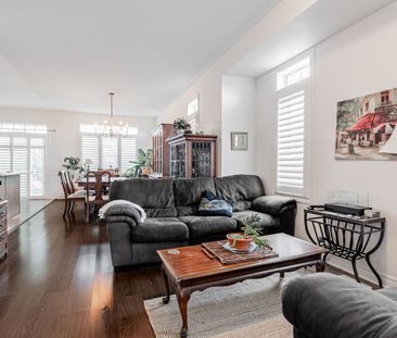 For Lease - 2 Angela Street, Bradford West Gwillimbury, Ontario - Photo 1