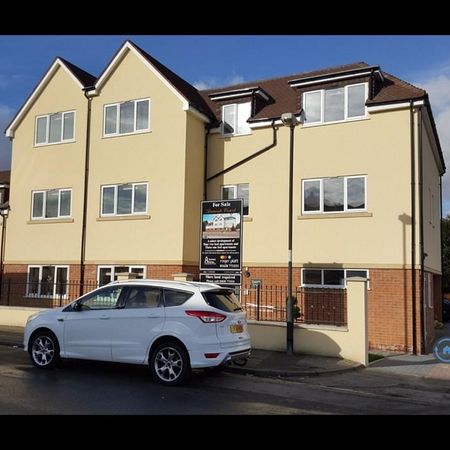 2 bedroom flat to rent - Photo 3