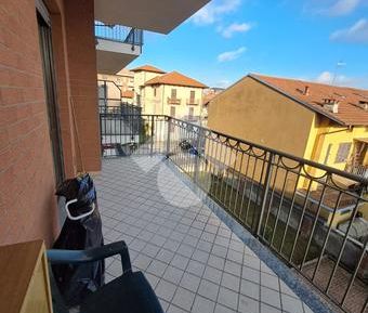 Monolocale in affitto - Photo 2