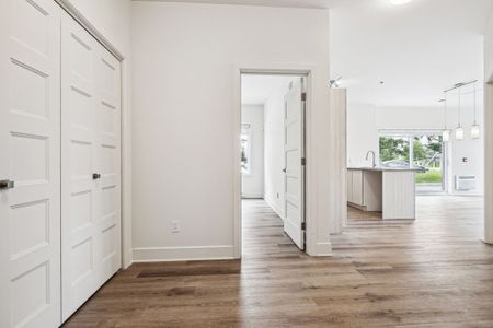 Appartement à louer - Laval (Chomedey) (Place Renaud) - Photo 3