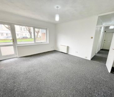 Silverdale Road, BURGESS HILL - Photo 2