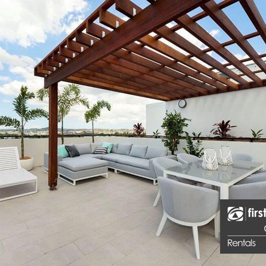 705/45 Wellington Road East, 4001, Brisbane Qld - Photo 1