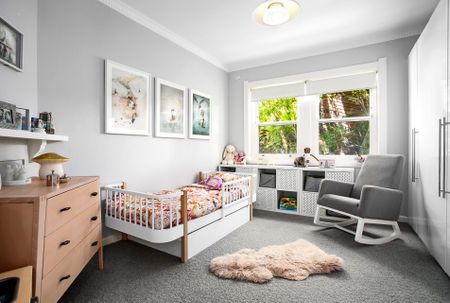 House-Like Garden Apartment, An Oasis Of Style And Serenity - Photo 3