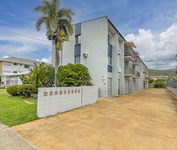 4/88 Eyre Street, North Ward - Photo 4