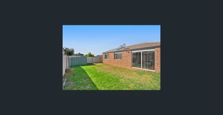 Ideally located Elegant family Home - Photo 5