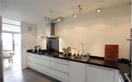 Te huur: Appartement Johan Hofmanstraat in Amsterdam - Photo 2